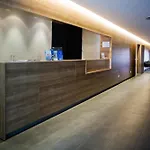运河奥林匹克大酒店 酒店 卡斯特尔德费尔斯