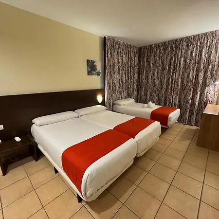 Canal Olimpic Hotel