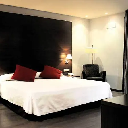 Canal Olimpic Hotel 3*