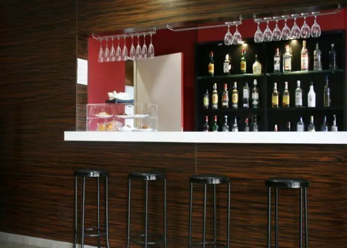 Canal Olimpic Hotel